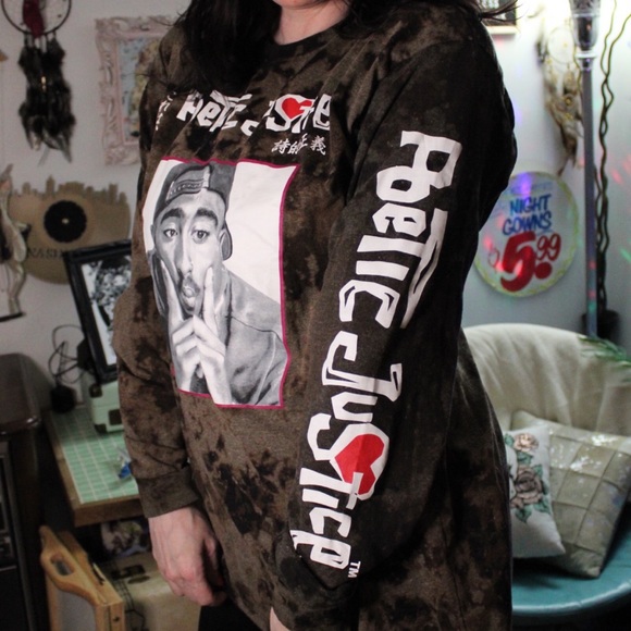 Upcycled bleached t-shirt - Tupac - Poetic Justice - Picture 5 of 6